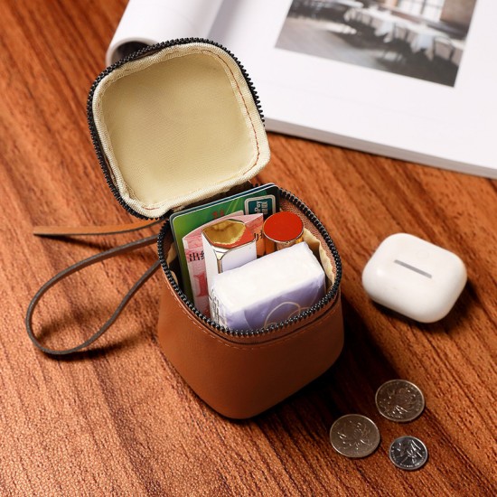 Vintage leather cosmetic bag, lipstick, and coin storage, a portable travel storage bin, and a personalized mini round coin purse