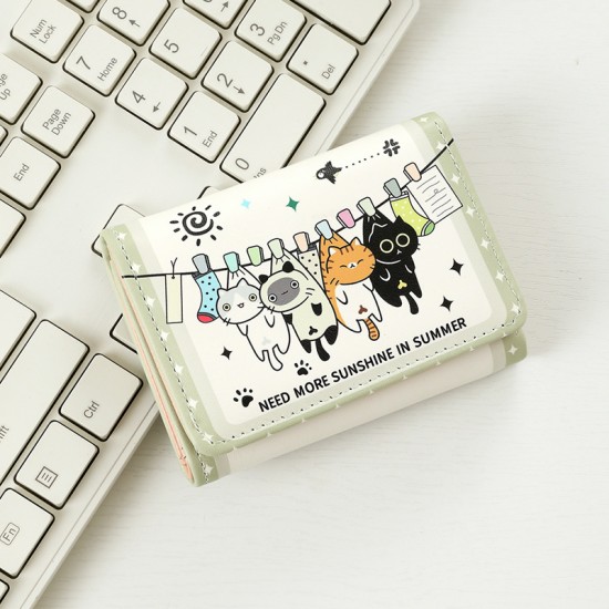 New graffiti coin purse. Cute, portable bag with large capacity, student-friendly mini women's short ID bag with a stylish design.