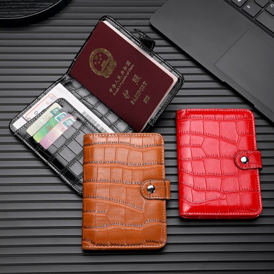 New anti-theft passport holder, crocodile-patterned universal ticket holder, portable three-in-one travel document storage bag.